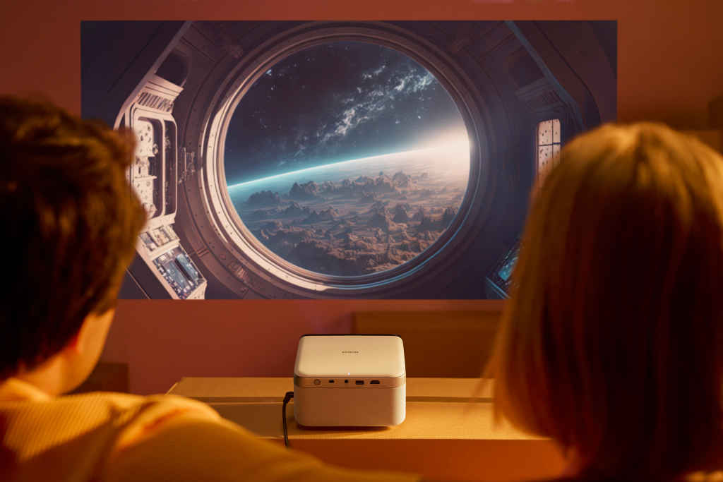 What Projector Can I Use in Daylight?